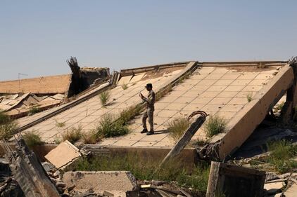 Il mausoleo distrutto di Saddam Hussein 3