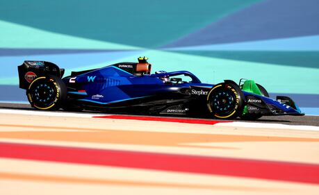 Formula 1, primo giorno di test in Bahrain: le immagini più belle 18