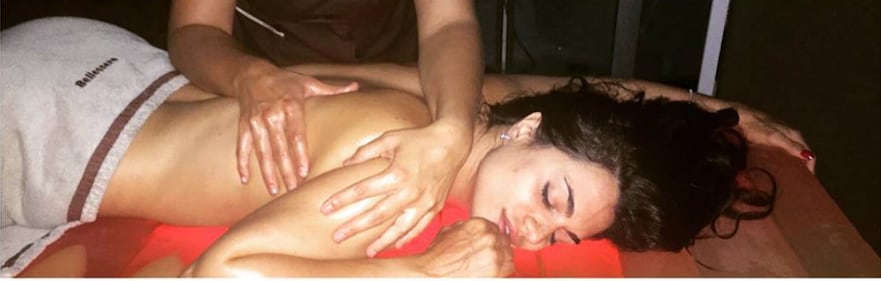 Cristina Del Basso, seno esplosivo in un selfie 21