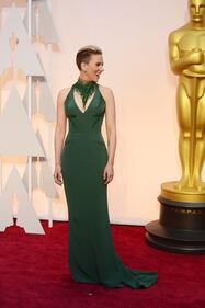 Oscar, Scarlett Johansson sfoggia il look rasato 3