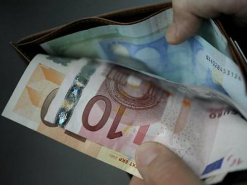 Perde il portafogli con 1.300 euro e uno spacciatore glielo restituisce