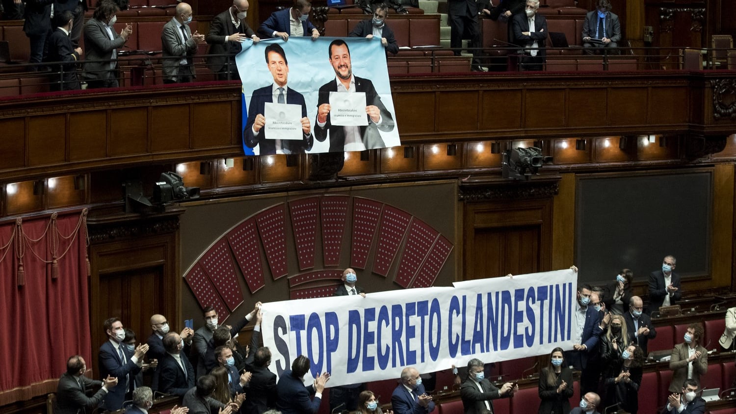 La Lega "invade" il Senato Bloccate le commissioni sui "decreti Sicurezza"