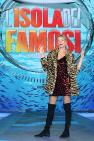 Isola dei Famosi 2018, Alessia Marcuzzi e gli opinionisti 10
