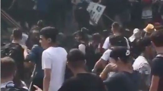 Pavia, battaglia l'ultimo giorno di scuola tra studenti di istituti "rivali"