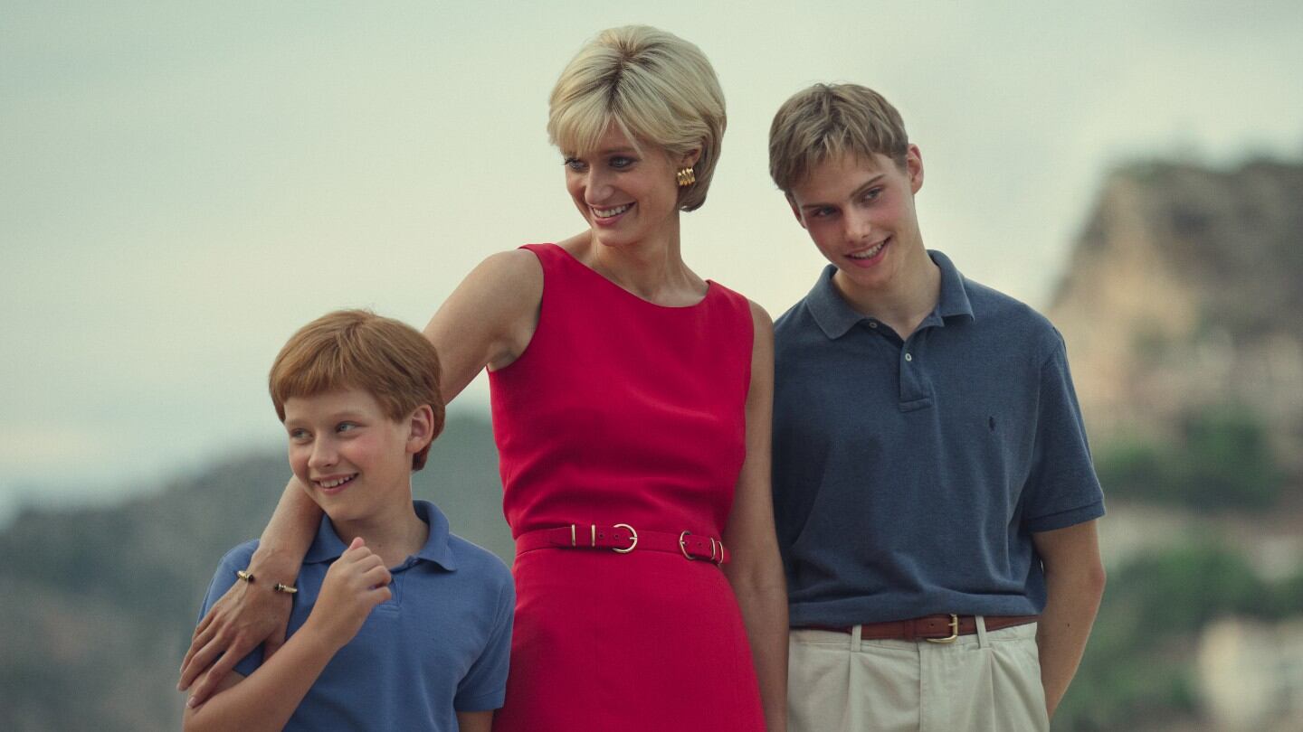 "Una storia delicata…". Harry non guarderà The Crown: ecco perché