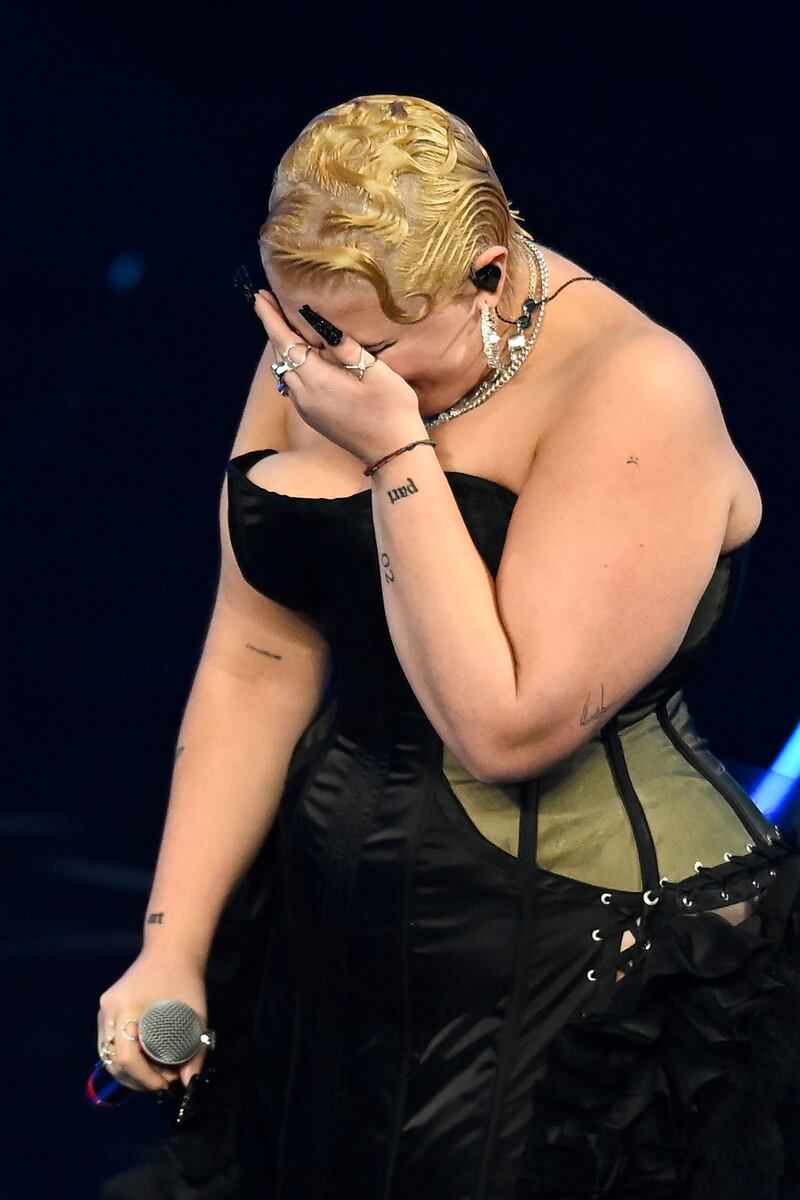 Sanremo 2024: ecco il look della prima serata del Festival da BigMama 15