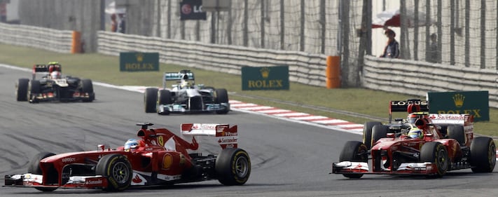 Alonso trionfa in Cina 13