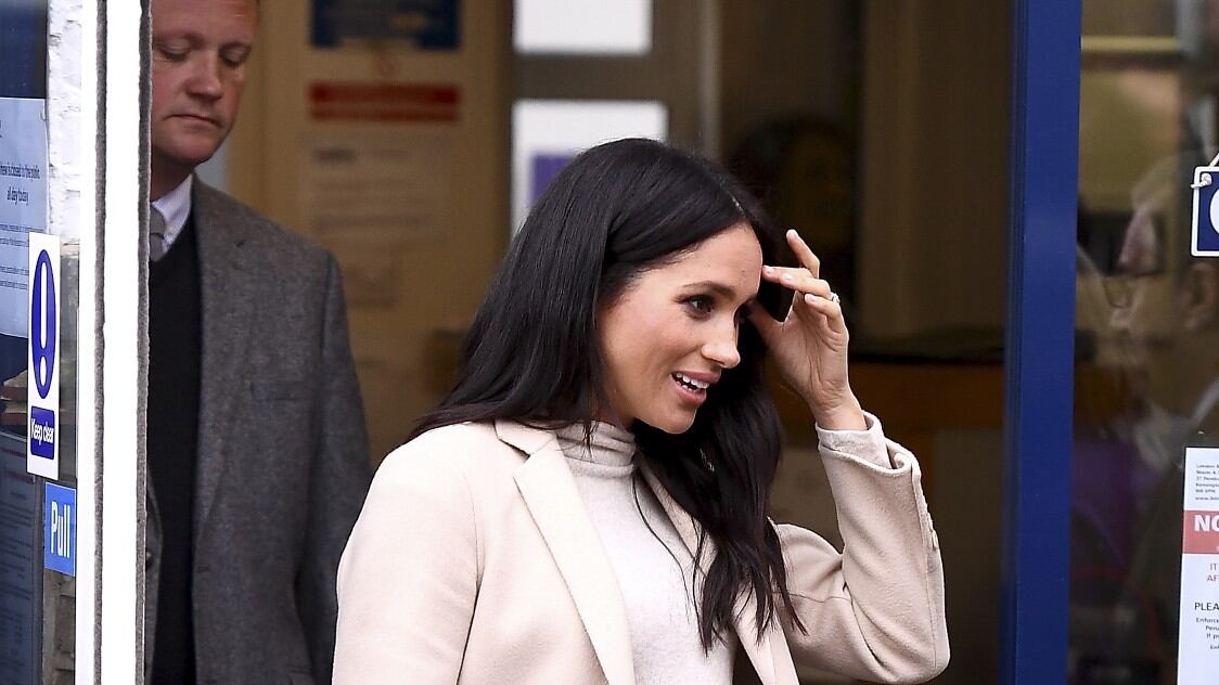 Kate e Meghan vittime di bullismo: Kensington Palace denuncia