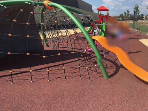 Terrore a Brescia, nigeriano tenta di strangolare un bimbo di 3 anni al parco