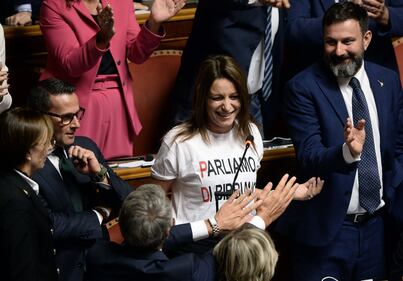 La Borgonzoni protesta in Senato: "Parliamo di Bibbiano" 3
