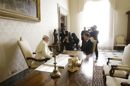 Renzi con la famiglia in Vaticano da papa Francesco 9