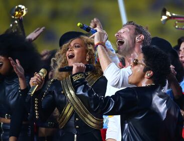 Super show al Super Bowl 8