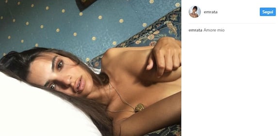 Emily Ratajkowski, hot con l'asciugamano 14