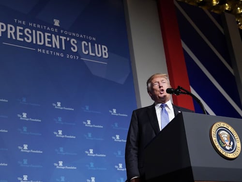 Trump ha l'ok della Corte: può usare i fondi federali per il muro