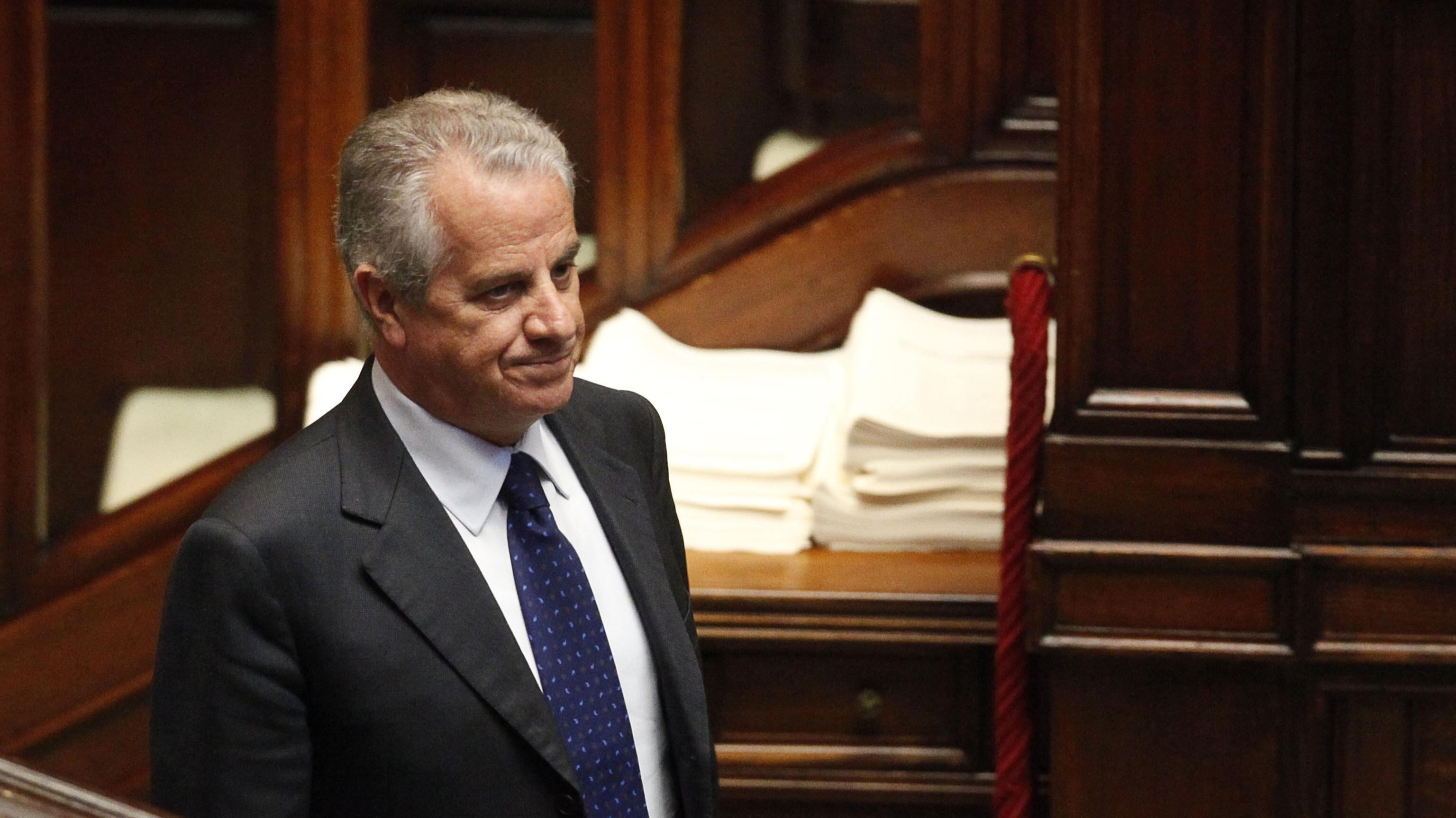 Casa al Colosseo, Scajola assolto L'indagine gli costò il ministero