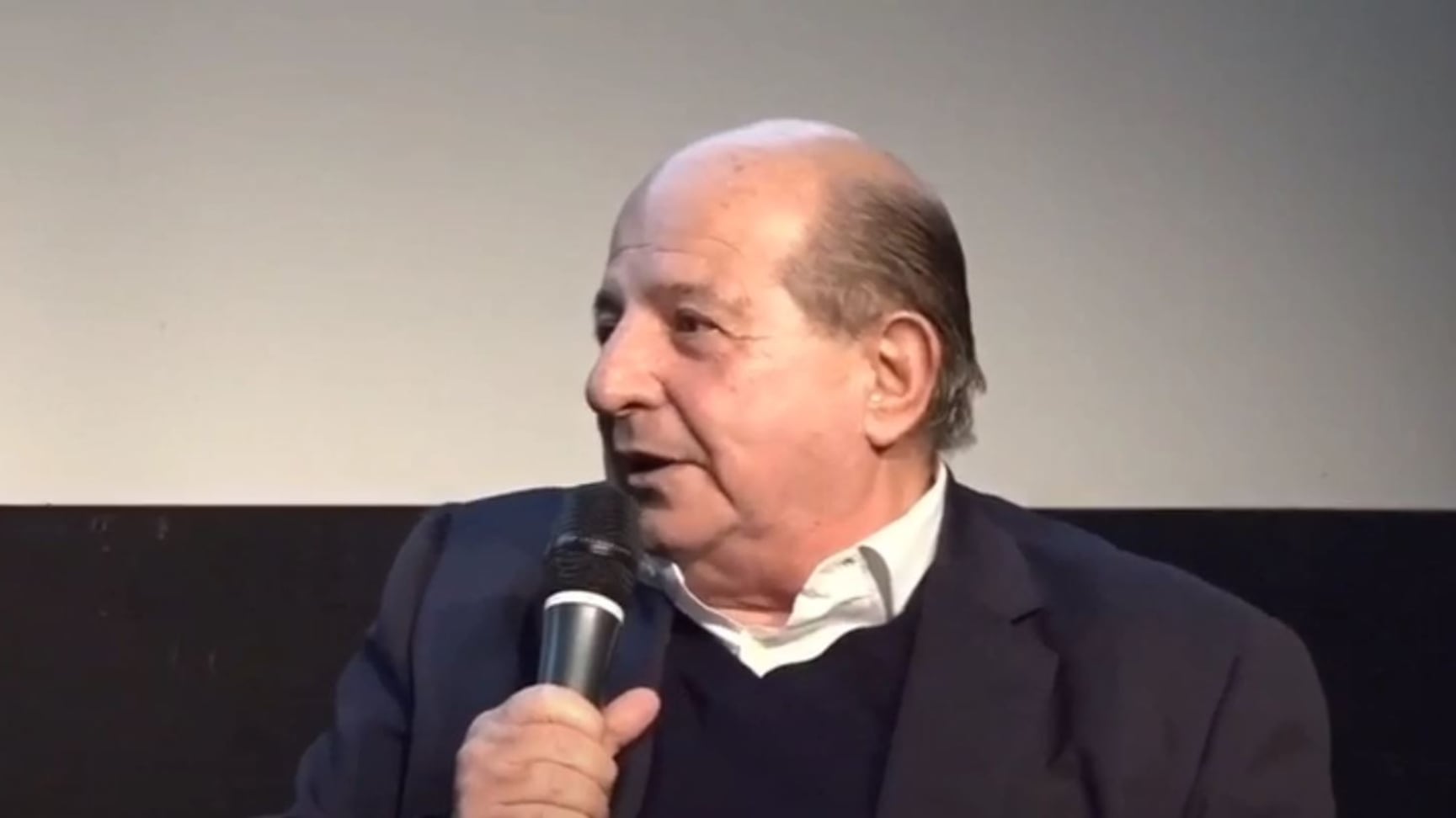 Magalli sta con Salvini: "Protezionista, non razzista". E difende la sovranità nazionale