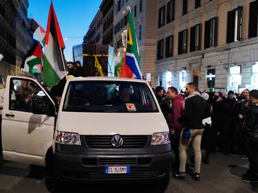 Sinistra radicale in corteo: "Palestina Libera" 5