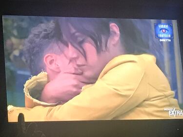 Al Grande Fratello scoppia la passione tra Francesca e Gennaro 1