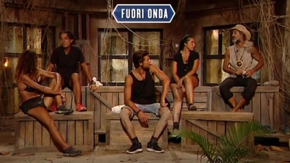 Isola dei Famosi, il fuori onda dello scontro tra Raz Degan e Samantha De Grenet