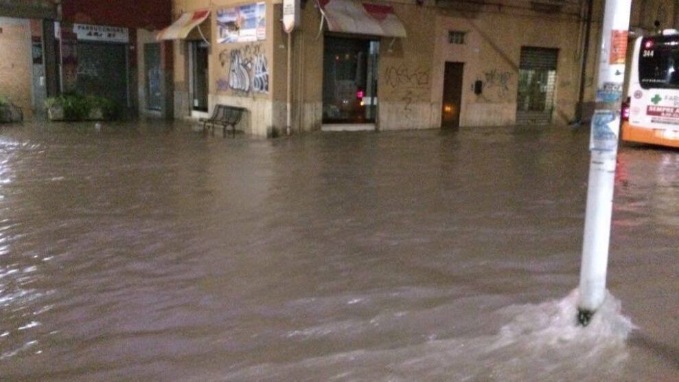 Maltempo, nubifragi in Centro Nord. 4 feriti a Roma