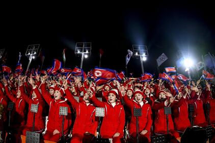 Sugli spalti a Pyeongchang anche il coro nordcoreano 5