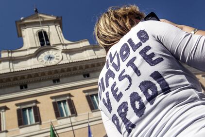 Protesta davanti a Montecitorio 4