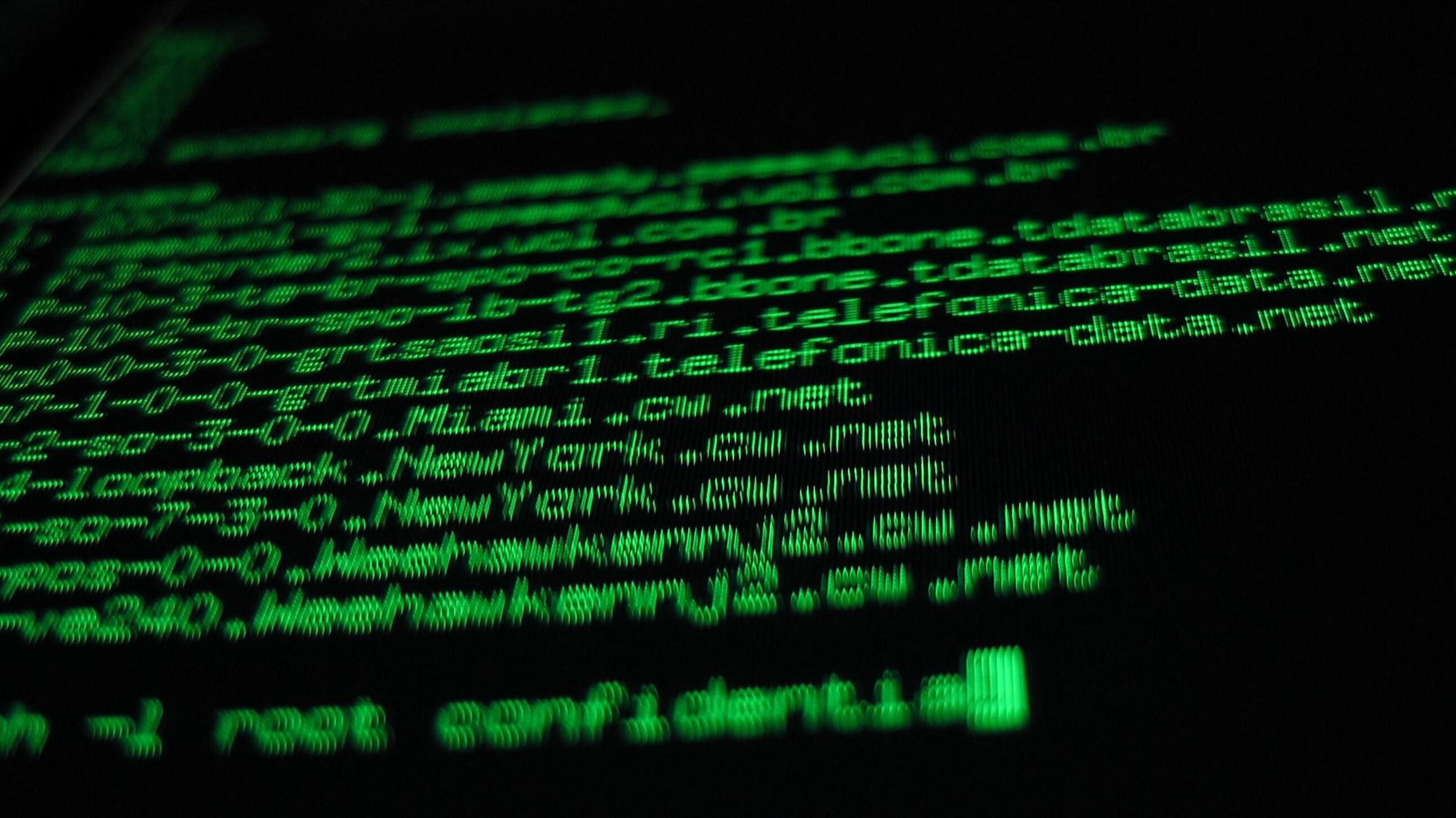 Stretta dell'Agcom sul download illegale