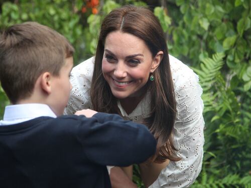 La "profezia" su Kate e William "Problemi per la scalata al trono"