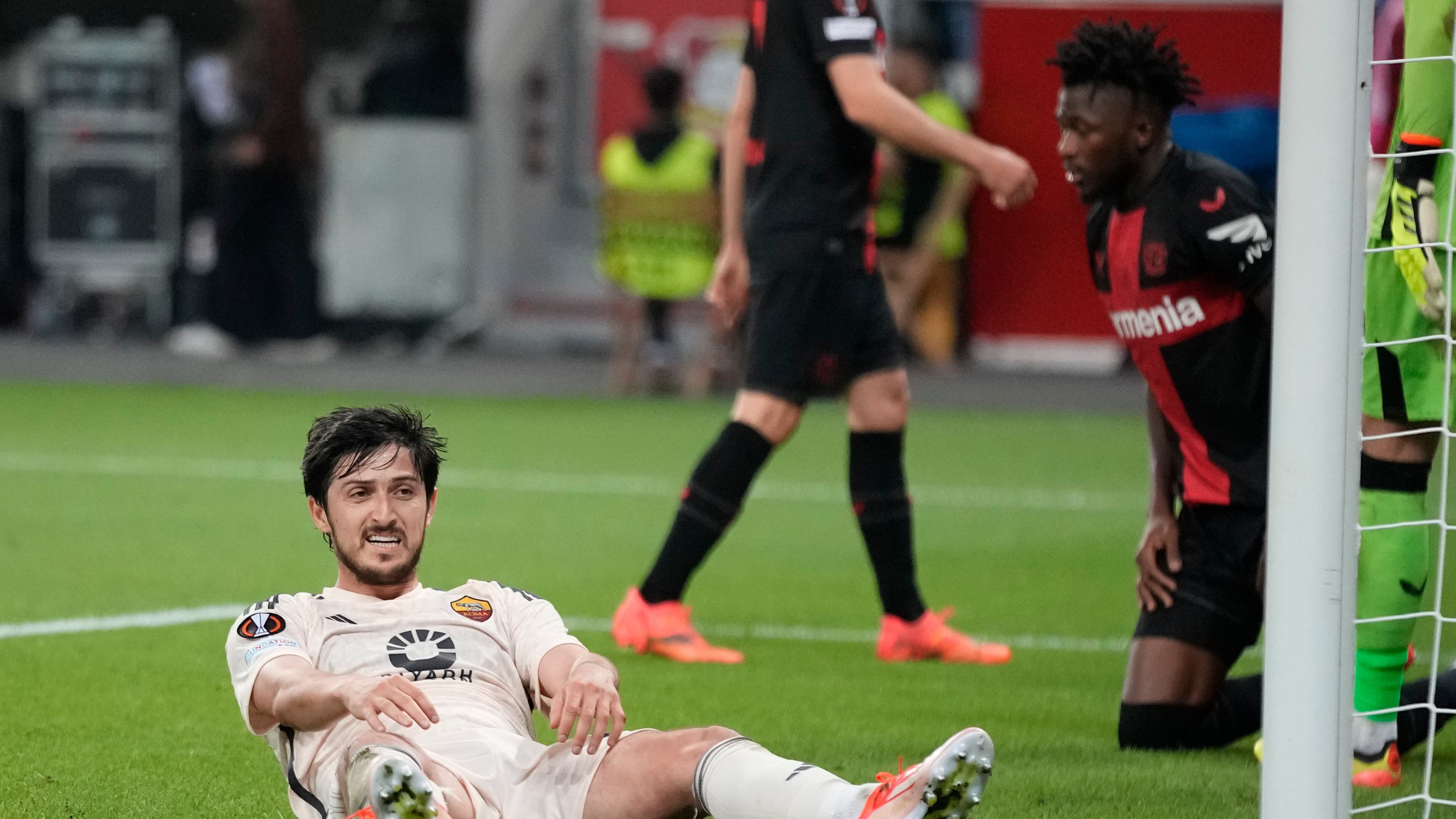 Roma, sogno di rigore. Poi un autogol la gela