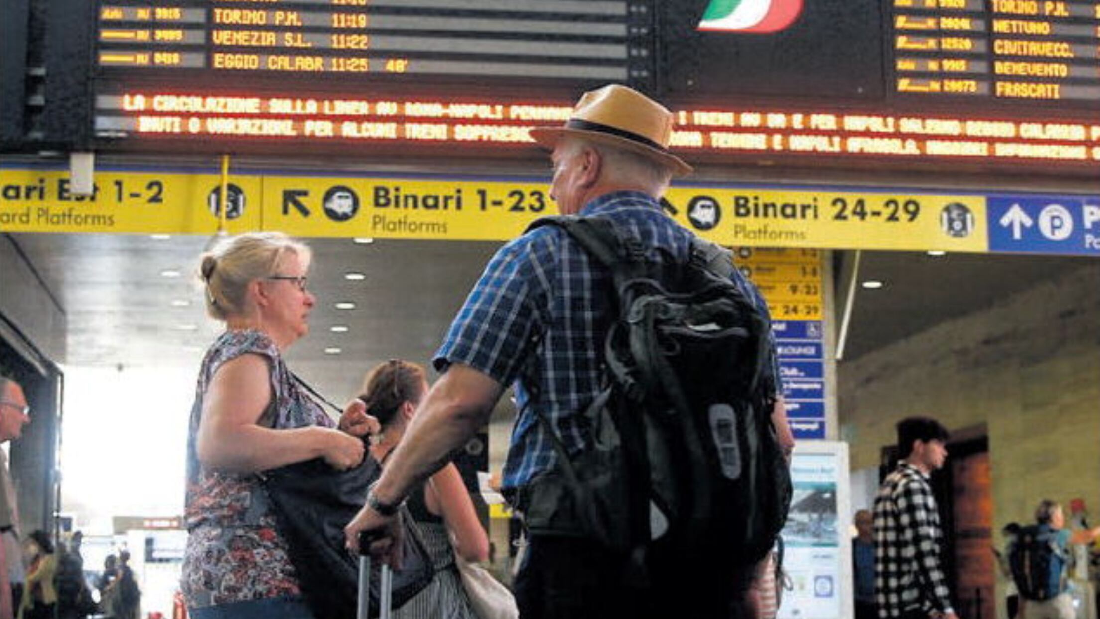 Caos treni a Roma, come chiedere il risarcimento in caso di ritardi e cancellazioni