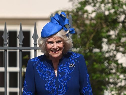 "Lo scettro d'avorio deve essere distrutto". Nuove polemiche sull’incoronazione di Camilla