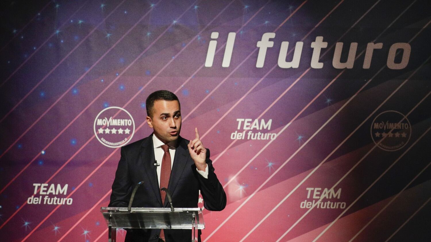 Il folle teorema dei giallorossi: saltano i leader, non il governo