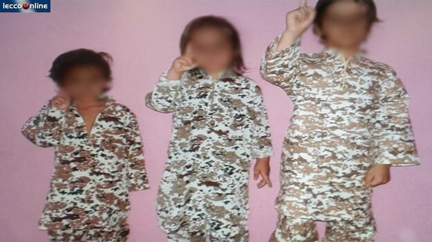 "Mamma Isis" arrestata ora è in Italia con i bimbi. "Non saranno jihadisti"