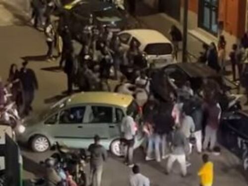 Degrado al Vomero: maxi rissa tra stranieri finisce nel sangue