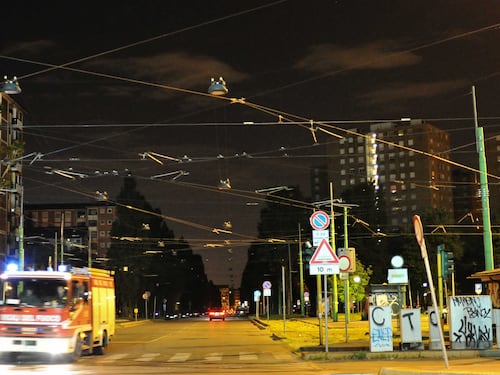 Milano, blackout nella notte. Mezza città resta al buio