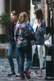 Ilaria D'Amico fa shopping ​con un'amica 6