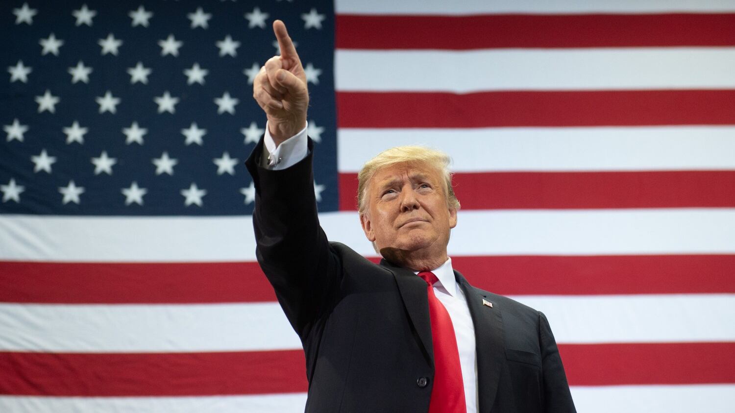 Trump e i cori "razzisti" Ma no all'impeachment