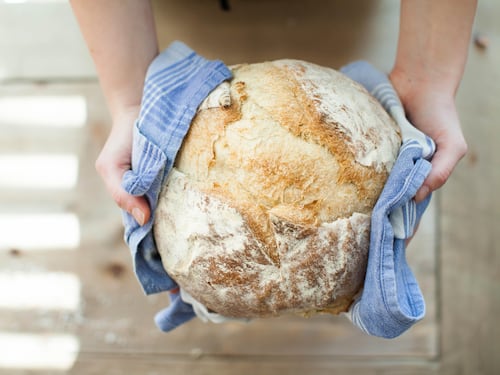 In fila al Pane quotidiano. "Venga, è il numero 1000"