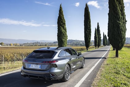 Audi A6 e-hybrid: guarda la gallery 8