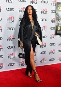 Rihanna è super sexy al gala di apertura dell'AFI Fest 2019 6