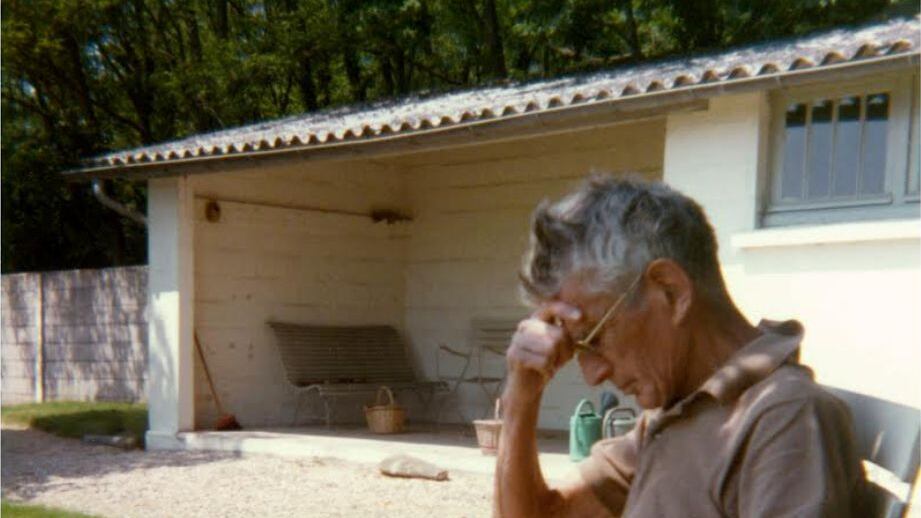 Casa in campagna e lavori in giardino Il Beckett mai visto