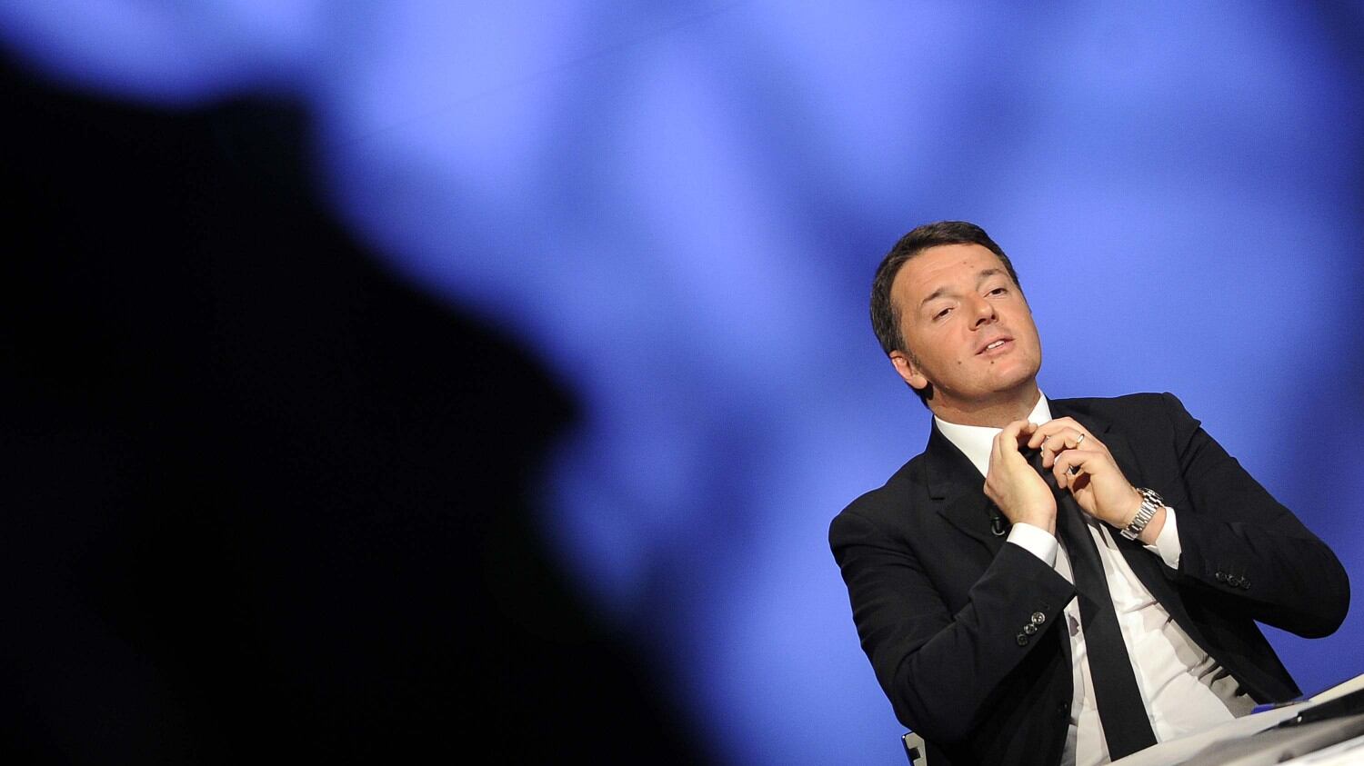 Renzi fa slittare le tasse per salvare la festa "anti Imu"