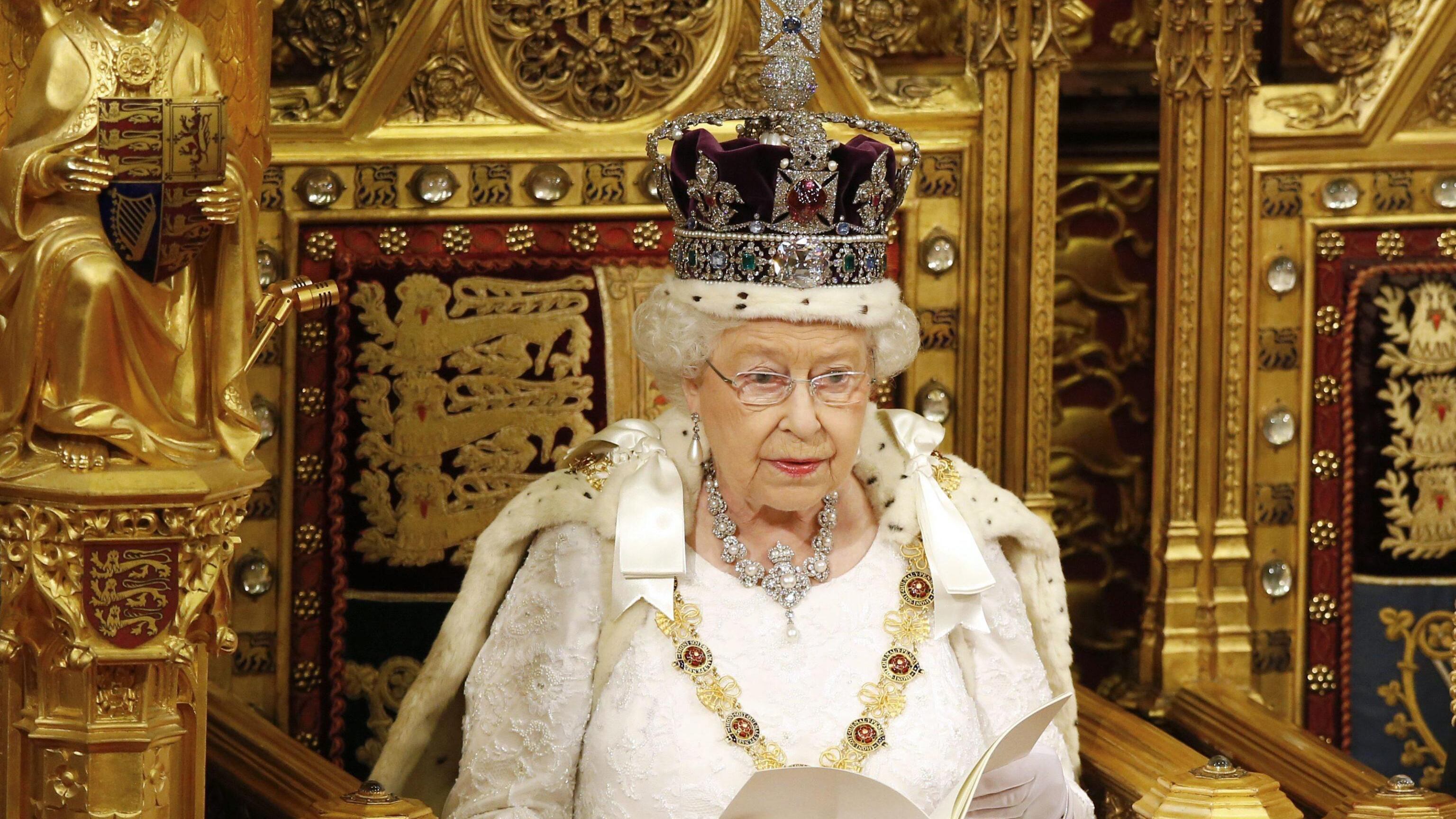 Dal Kenya alla visita a Capaci: i 70 anni di regno della Regina