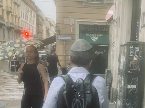 "Non indossate la kippah". Il consiglio obbligato della Comunità ebraica
