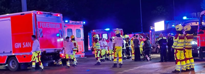 Berlino, auto sulla folla durante il Gay Pride. Almeno un morto, si cerca un uomo fuggito a piedi