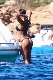 Nina Moric, le foto più sexy 11