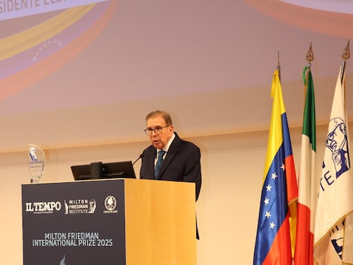 La premiazione di Edmundo González Urrutia