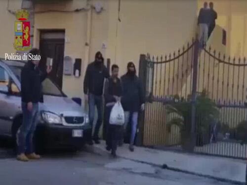 Sgominata la banda qaedista in Italia: le foto degli arresti