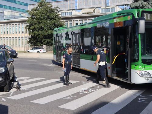Ucciso da un autobus sulle strisce