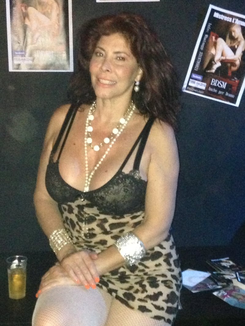 Milly D'Abbraccio hot su Twitter 2